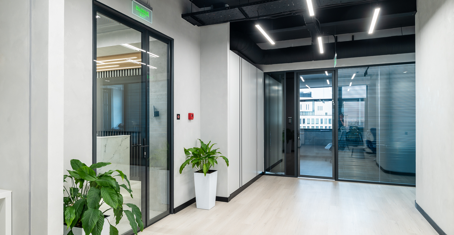 Фото проекта: Проект Nayada по установке систем перегородок в офис WAY GROUP. Изображение № 2