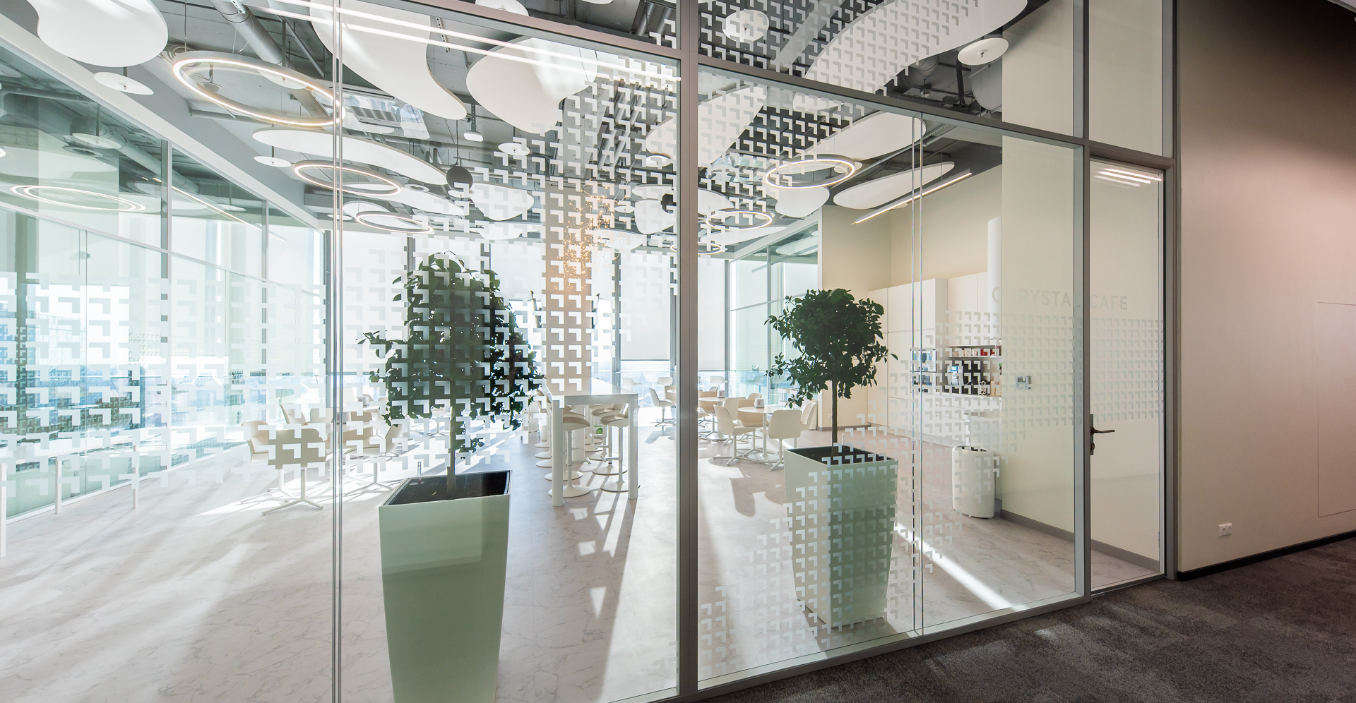 Фото проекта: Nayada установила перегородки в офисе PESCO. Изображение № 8